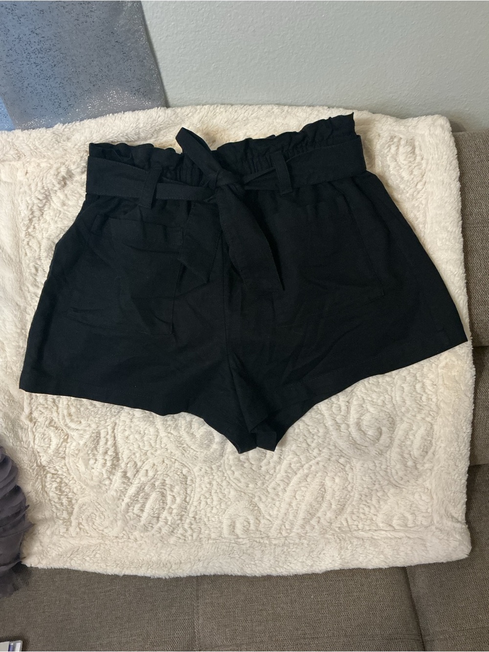 LC Lauren Conrad Black High-Waist Paperbag Tie Shorts Sz L